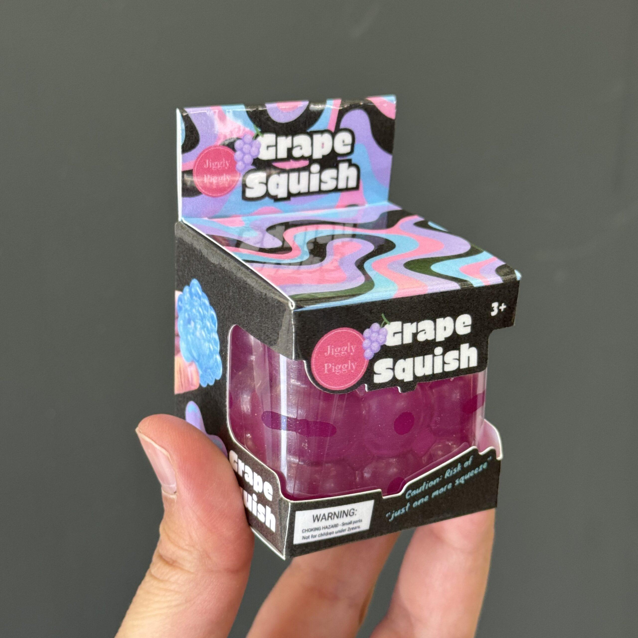 Grape Squish by JigglyPiggly